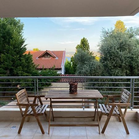 Seaside One-Bedroom On Chalkis Bagian luar foto